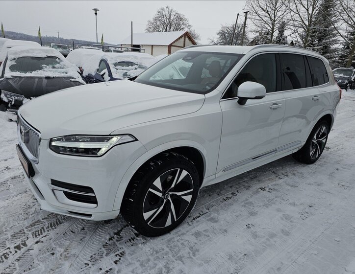 Volvo XC90 10