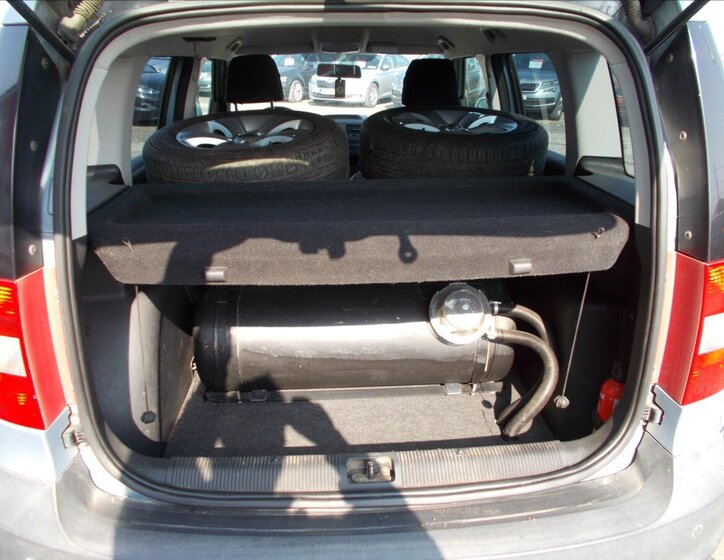 Škoda Yeti SUV / Terénní 1,2 l 77 kw