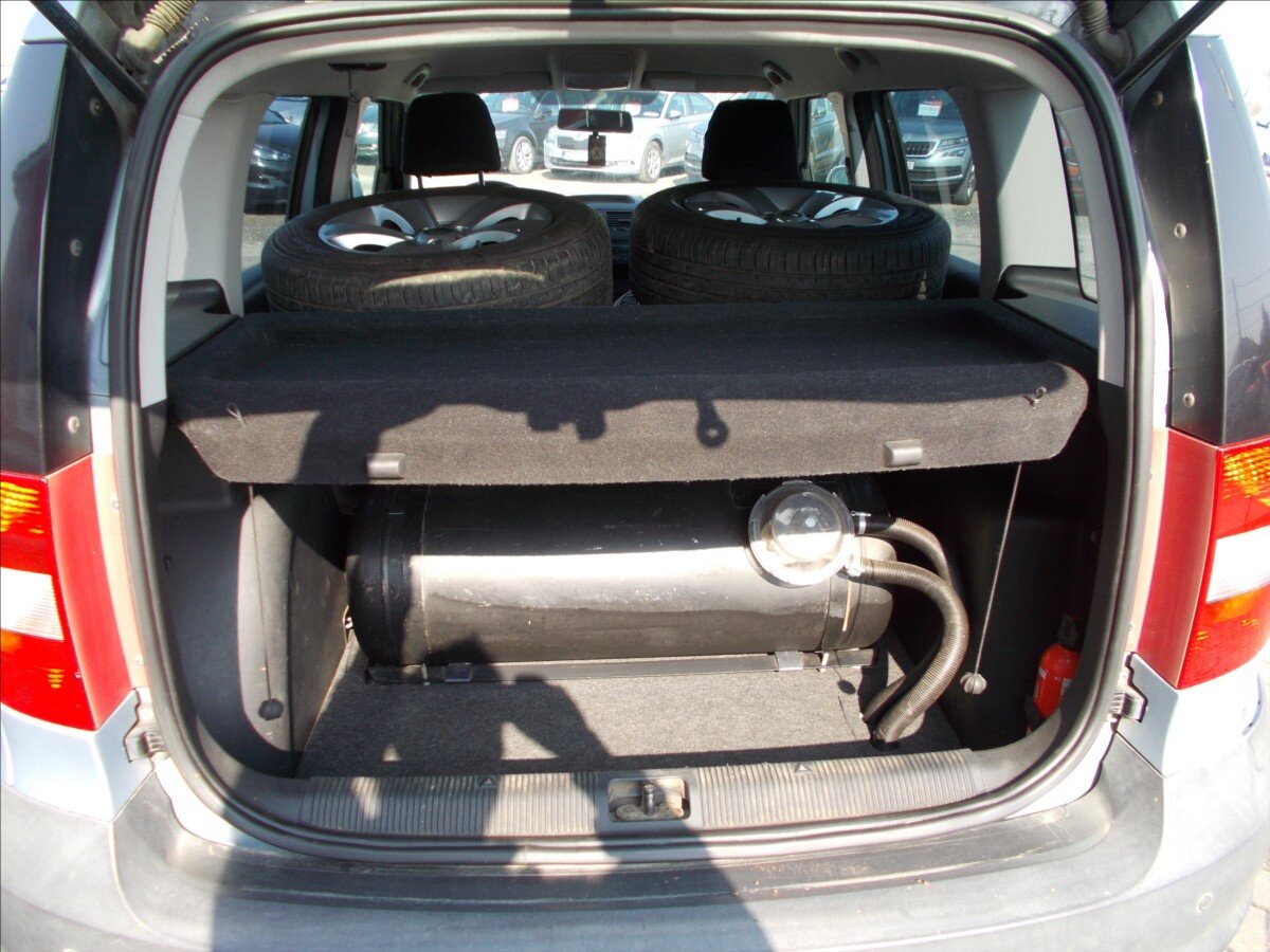 Škoda Yeti SUV / Terénní 1,2 l 77 kw