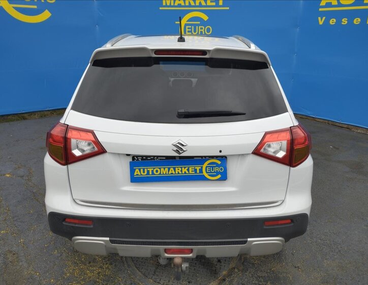 Suzuki Vitara SUV / Terénní 1,6 l 88 kw