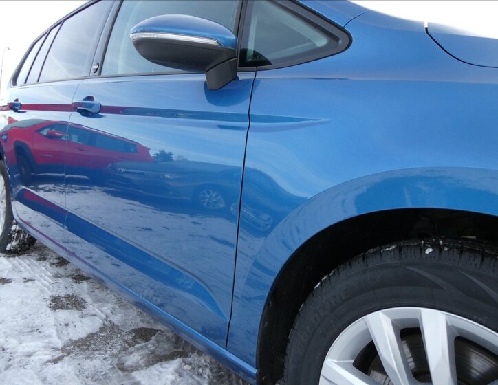 Volkswagen Touran MPV 1,2 l 81 kw