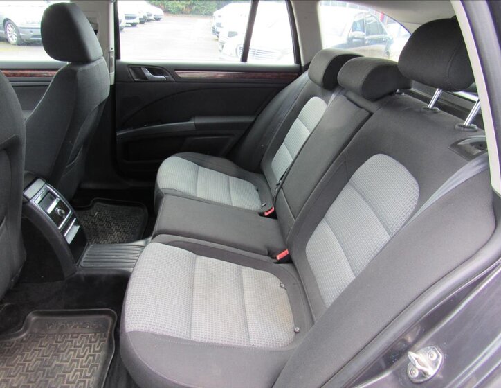 Škoda Superb Kombi 1,9 l 77 kw