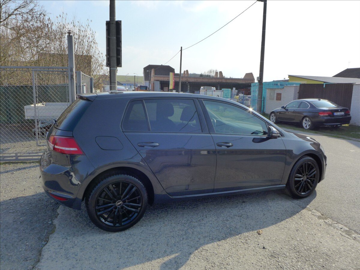 Volkswagen Golf Hatchback 1,2 l 63 kw