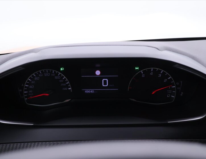 Peugeot 208 Hatchback 1,2 l 74 kw