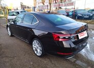 Škoda Superb Sedan 2,0 l 200 kw
