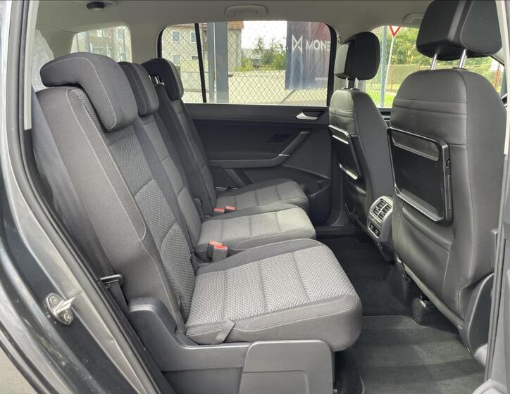 Volkswagen Touran 31