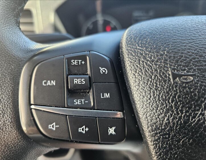 Ford Transit Custom 17