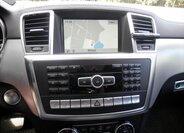 Mercedes-Benz GL SUV 4,7 l 320 kw