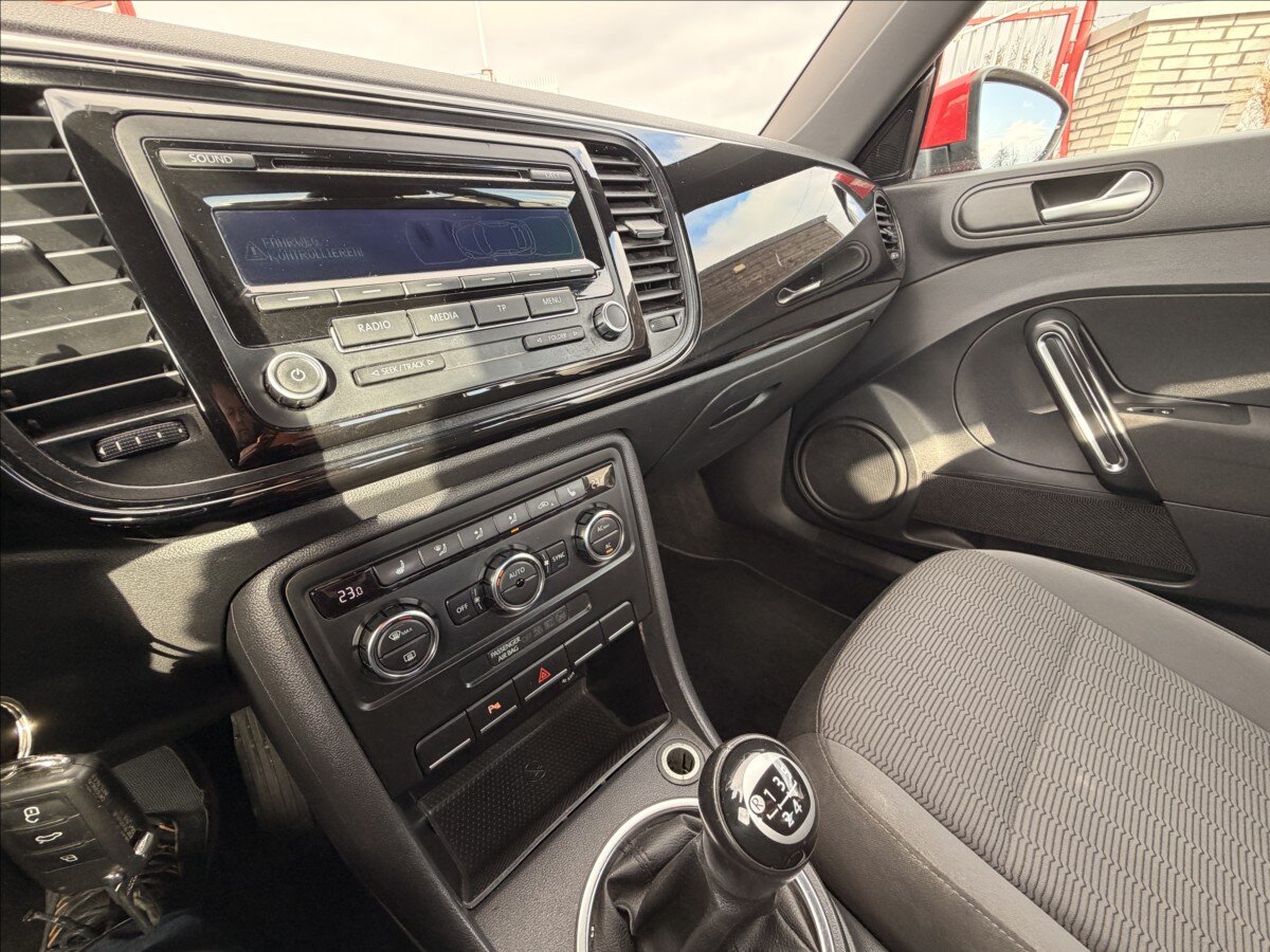 Volkswagen Beetle Kupé 1,6 l 77 kw