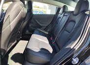 Tesla Model 3 Sedan / Limuzína 0,0 155 kw