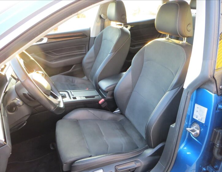 Volkswagen Arteon Kombi 2,0 l 147 kw