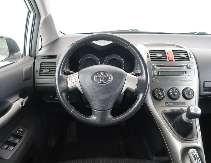 Toyota Auris Hatchback 1,6 l 91 kw