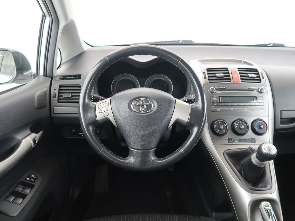 Toyota Auris Hatchback 1,6 l 91 kw