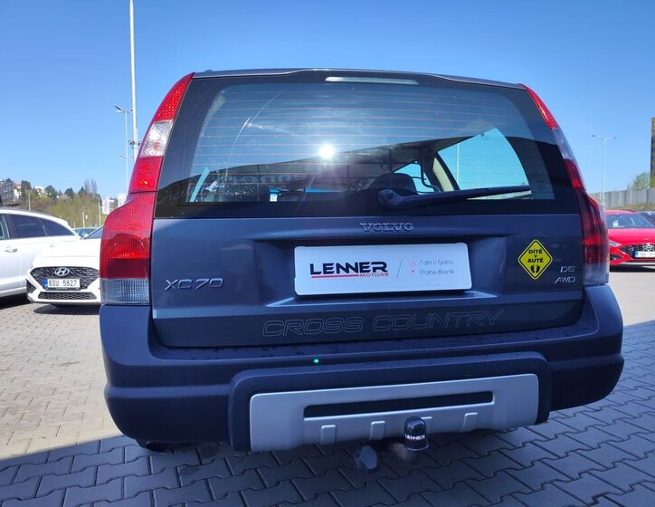 Volvo XC70 Kombi 2,4 l 120 kw