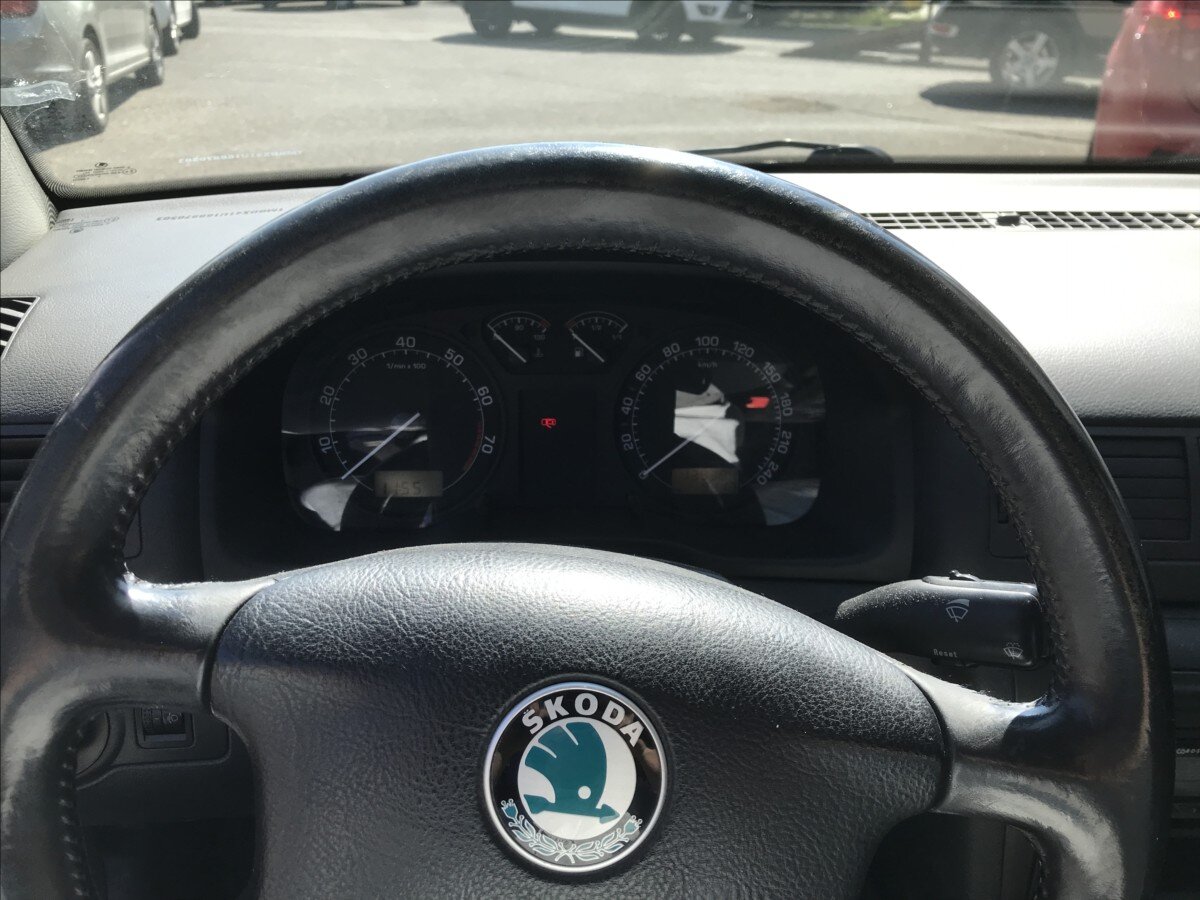 Škoda Octavia Liftback 1,6 l 75 kw