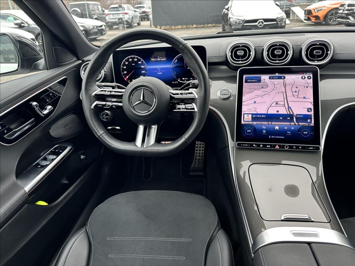 Mercedes-Benz Třídy C Sedan / Limuzína 2,0 l 145 kw