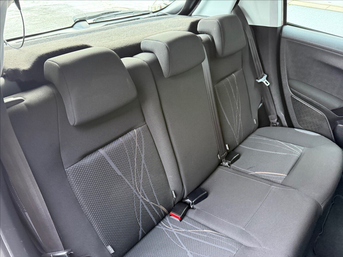 Peugeot 208 Hatchback 1,4 l 70 kw