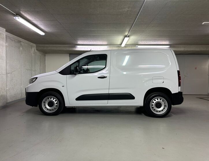Toyota ProAce City 8