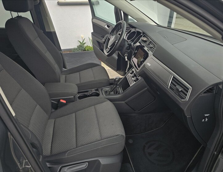 Volkswagen Touran Kombi 2,0 l 110 kw
