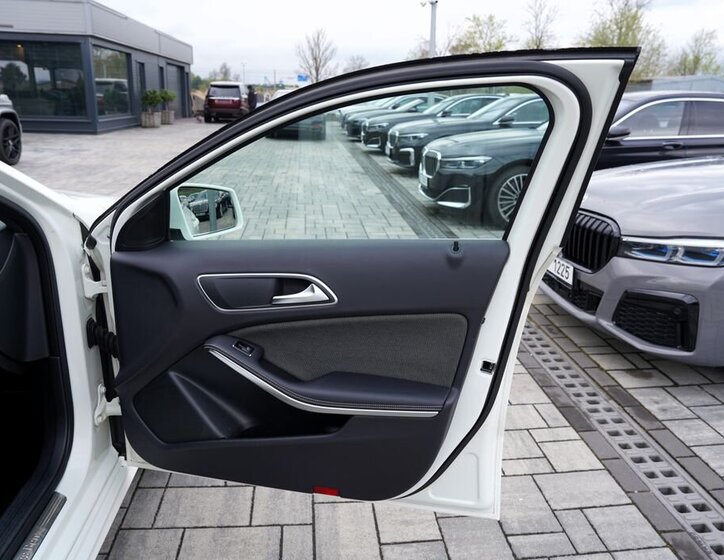 Mercedes-Benz Třídy A Hatchback 1,5 l 80 kw