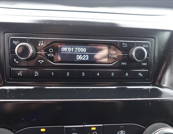 Ford Transit Custom Ostatní 2,0 l 77 kw