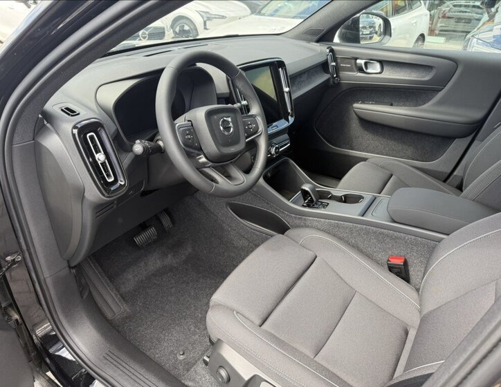 Volvo EC40 SUV 0,0 185 kw