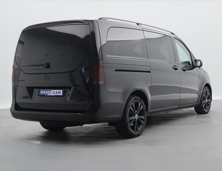 Mercedes-Benz Třídy V Kombi 2,1 l 140 kw