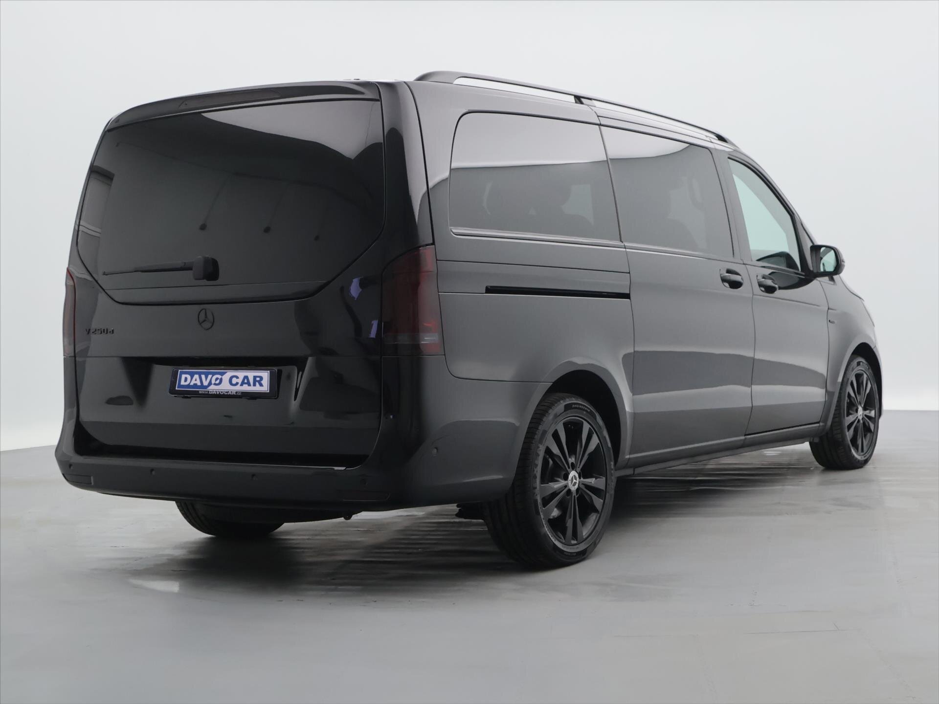 Mercedes-Benz Třídy V Kombi 2,1 l 140 kw
