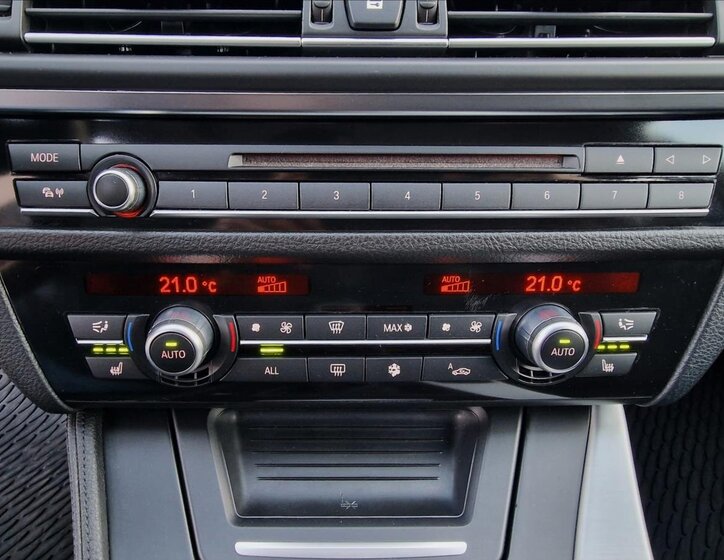 BMW Řada 5 Kombi 2,0 l 135 kw