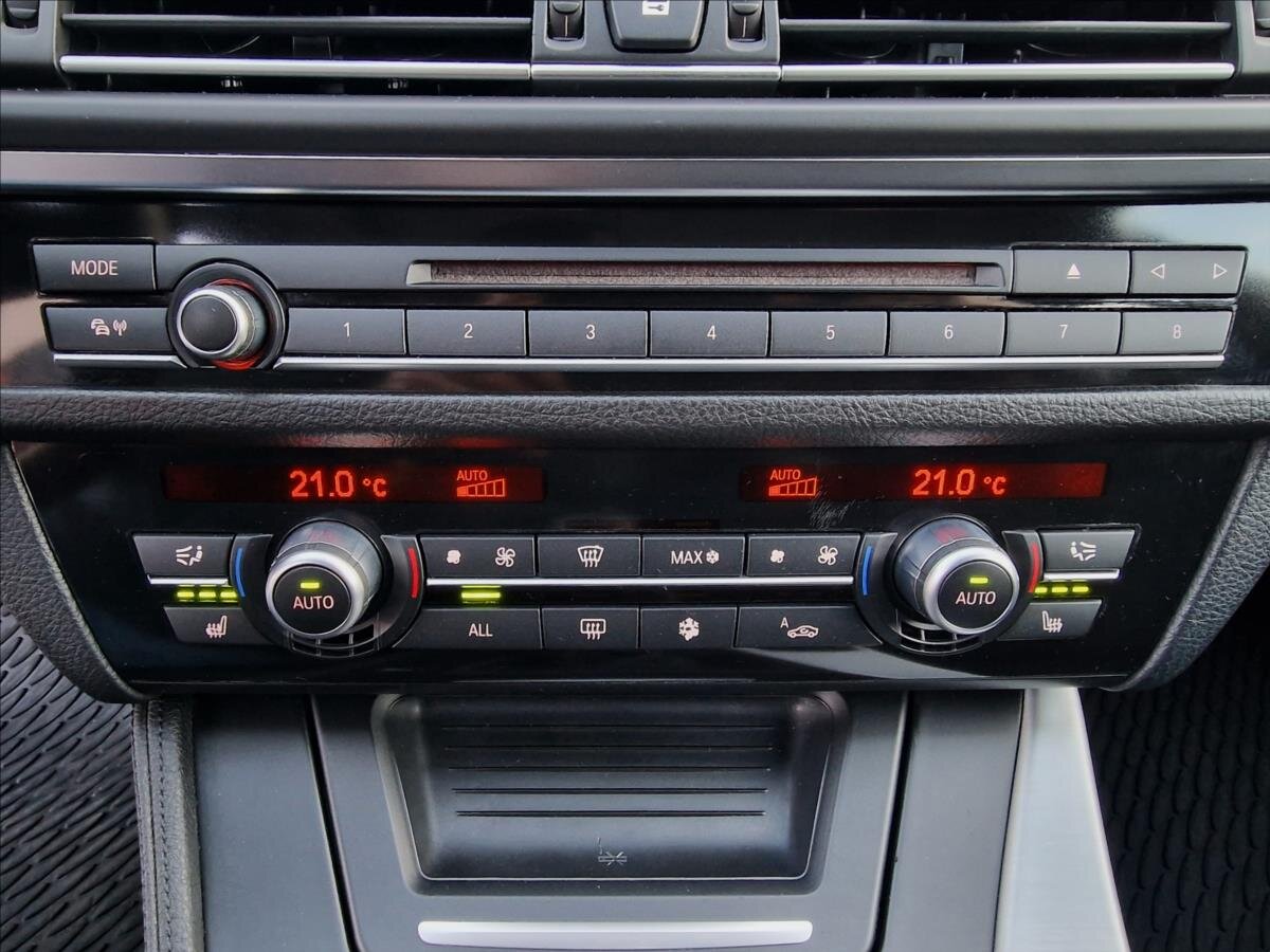 BMW Řada 5 Kombi 2,0 l 135 kw