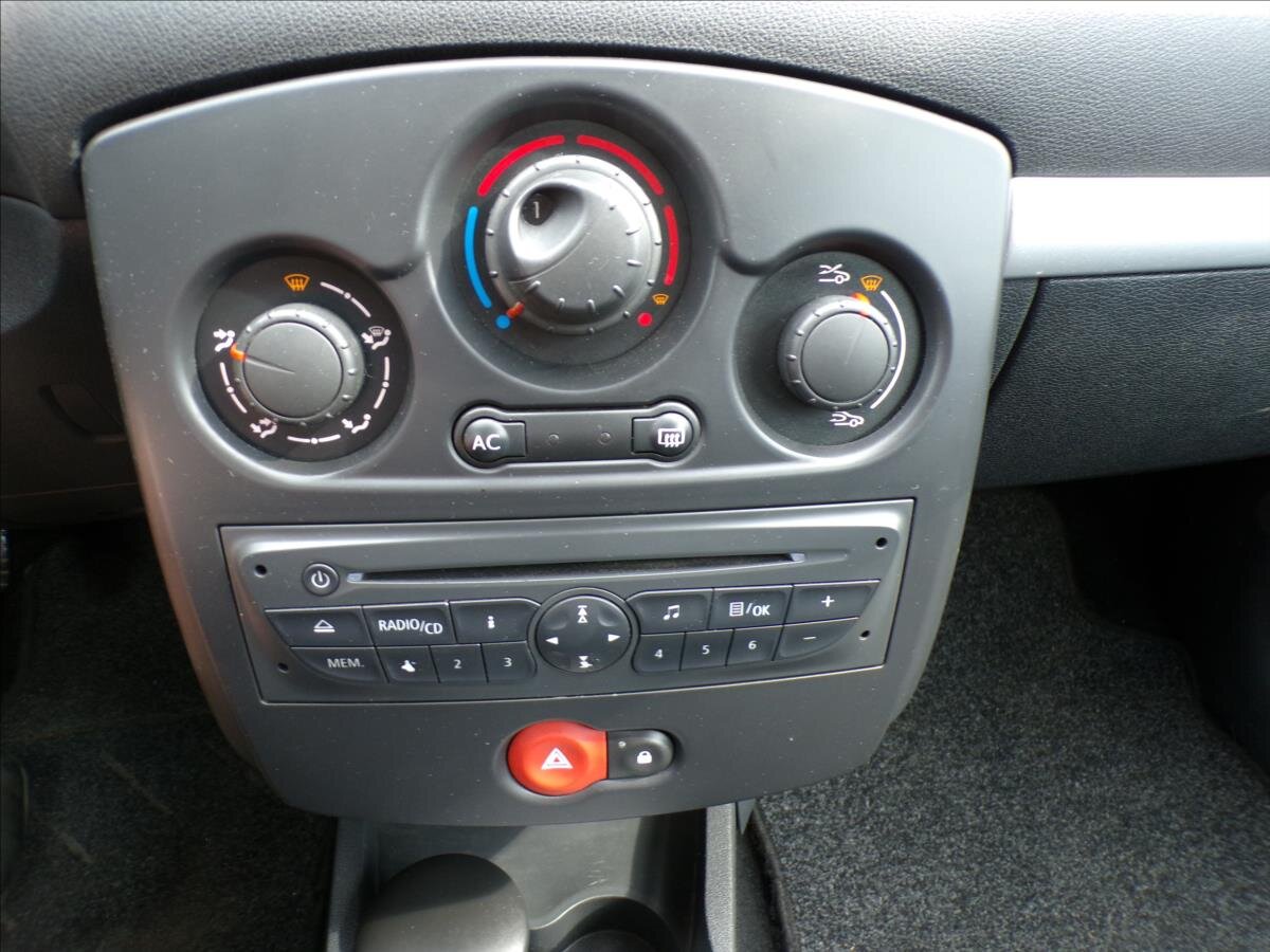 Renault Clio Kombi 1,1 l 74 kw