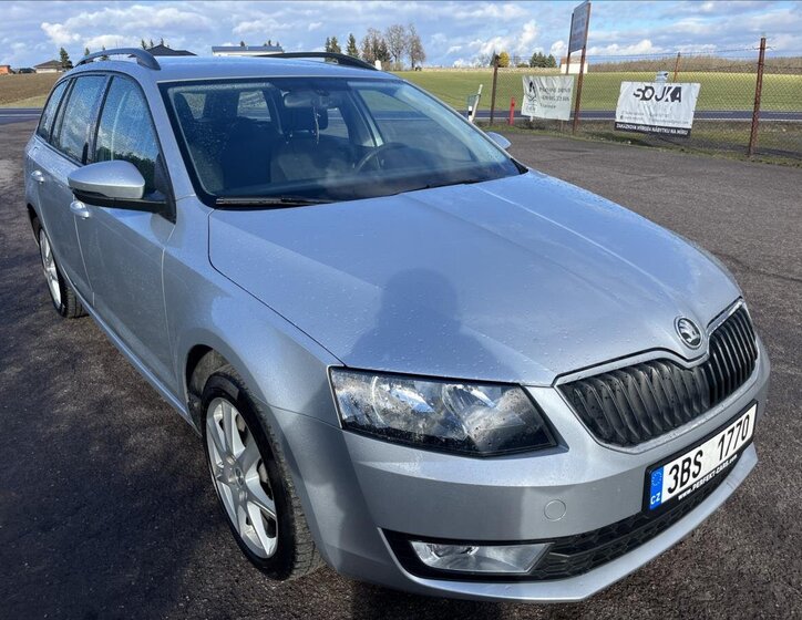 Škoda Octavia Kombi 1,6 l 77 kw