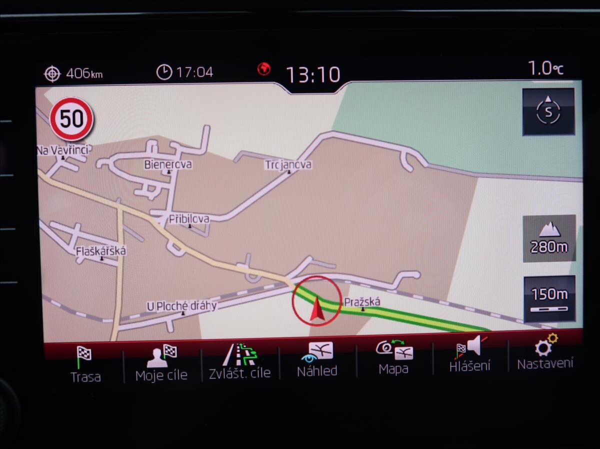 Škoda Karoq SUV / Terénní 1,6 l 85 kw