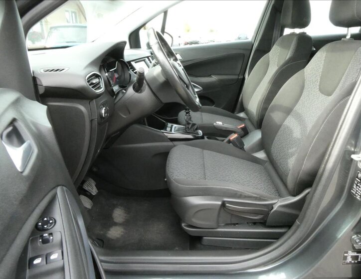 Opel Crossland X MPV 1,2 l 96 kw
