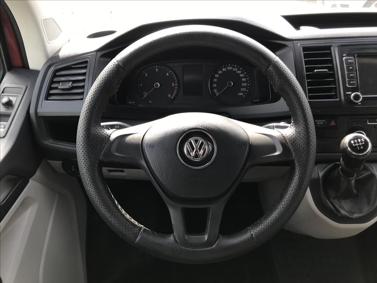 Volkswagen Transporter Kombi 2,0 l 62 kw