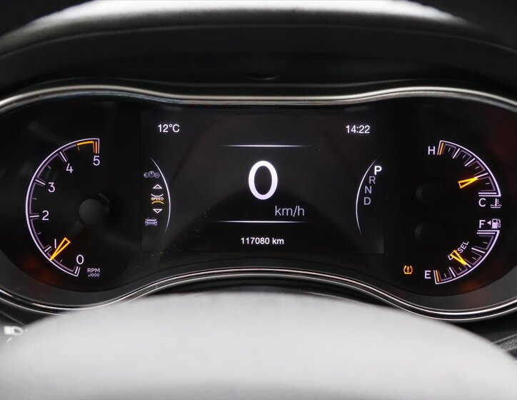 Jeep Grand Cherokee 20