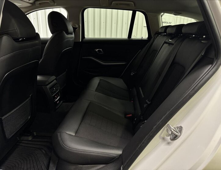 BMW Řada 3 Kombi 2,0 l 215 kw