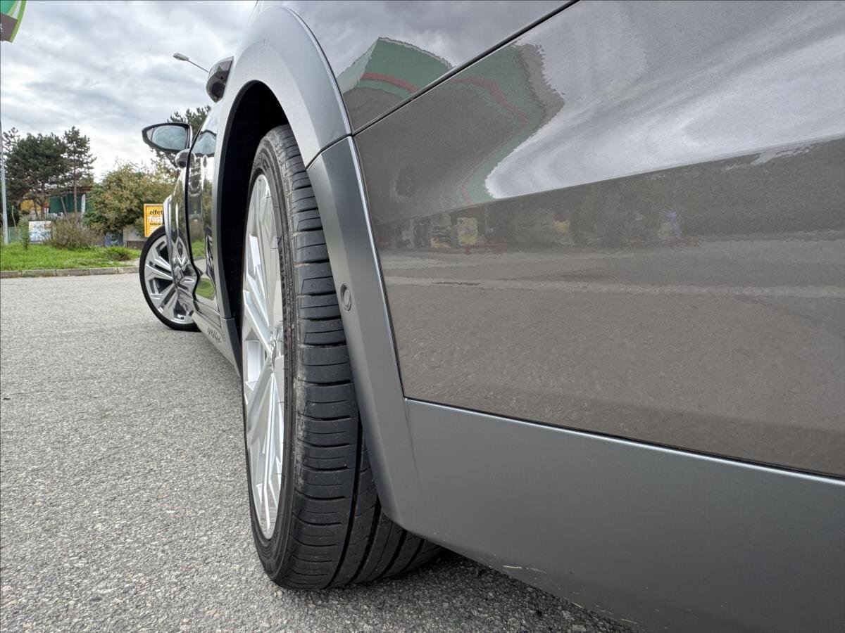 Audi A6 Allroad Kombi 3,0 l 210 kw