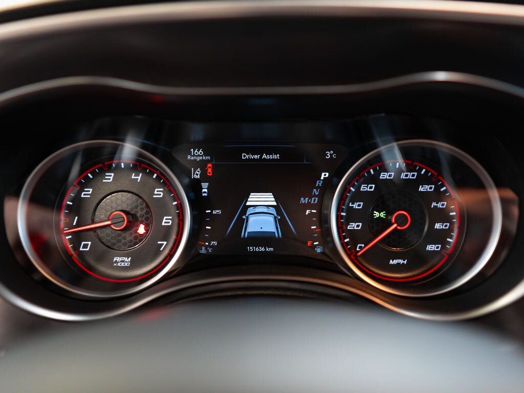 Dodge Charger Sedan / Limuzína 6,4 l 361 kw