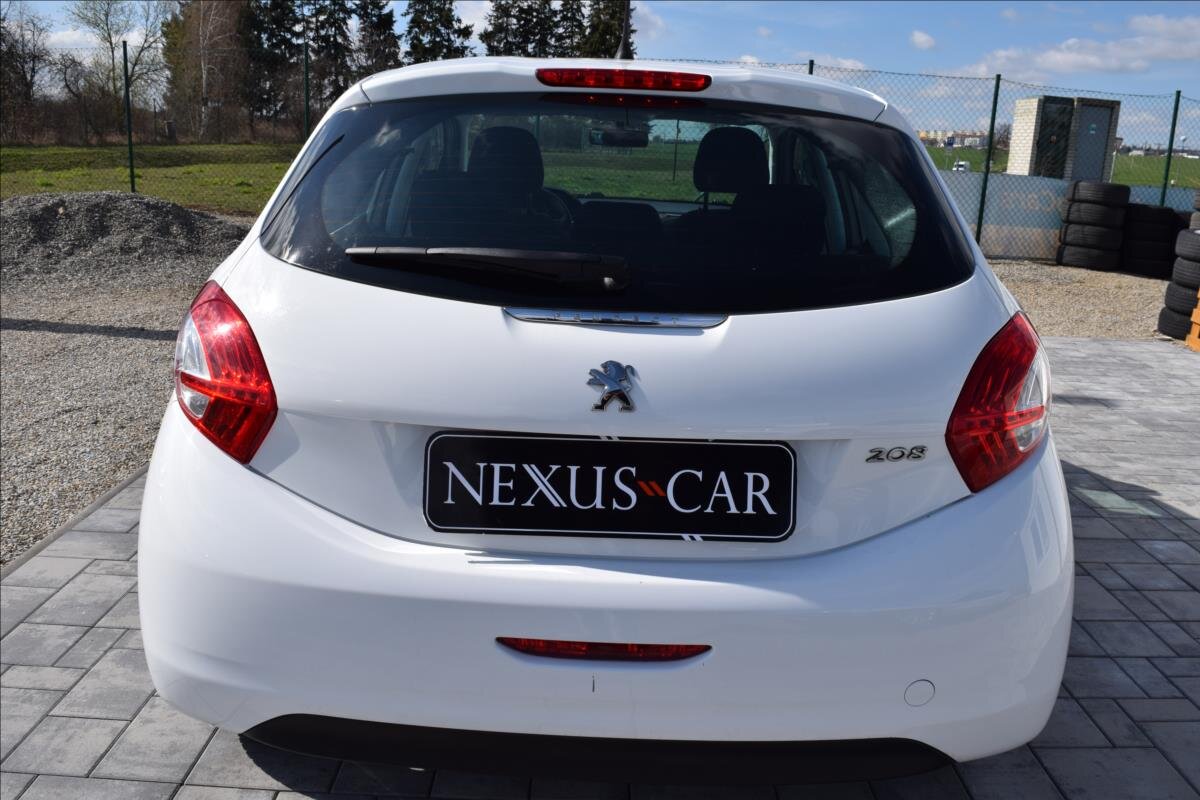 Peugeot 208 Hatchback 1,4 l 50 kw