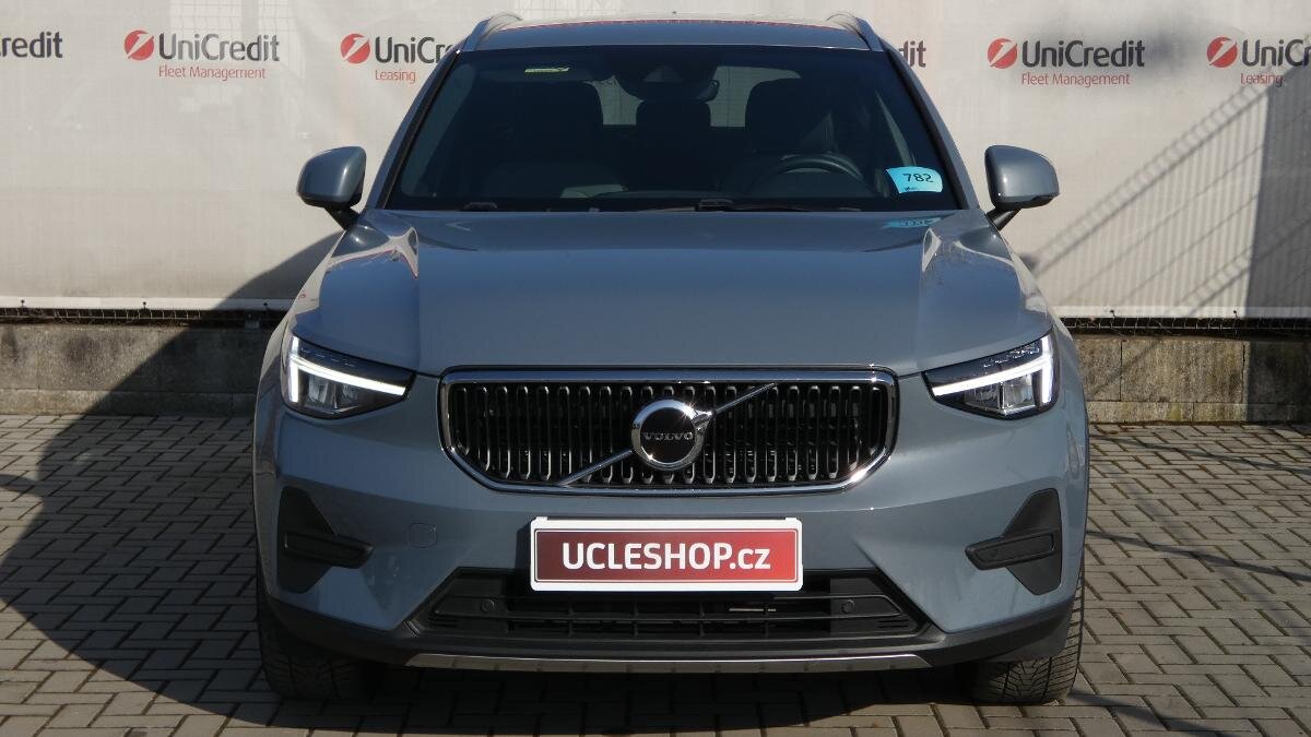 Volvo XC40 SUV / Terénní 1,5 l 95 kw