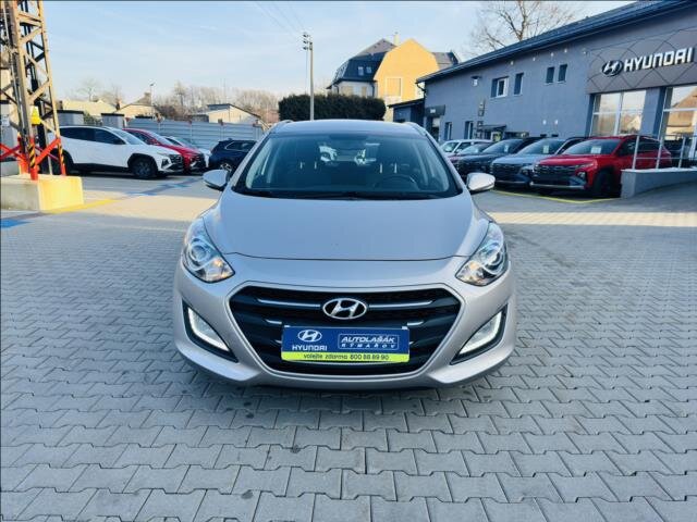 Hyundai i30 Kombi 1,6 l 81 kw