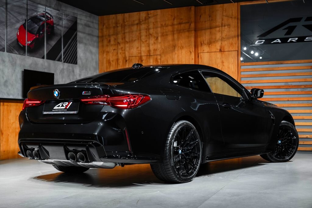 BMW M4 Kupé 3,0 l 390 kw