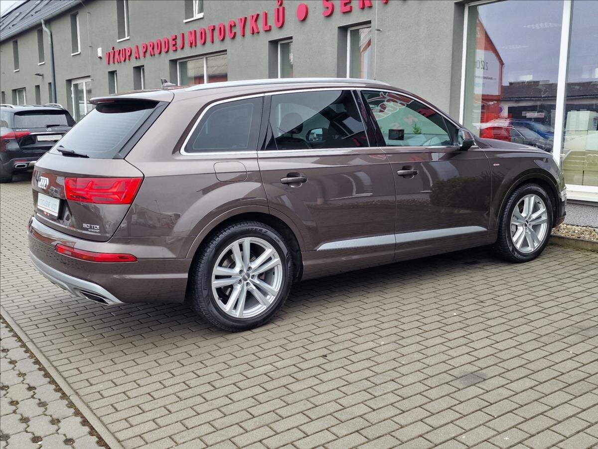 Audi Q7 SUV / Terénní 3,0 l 210 kw