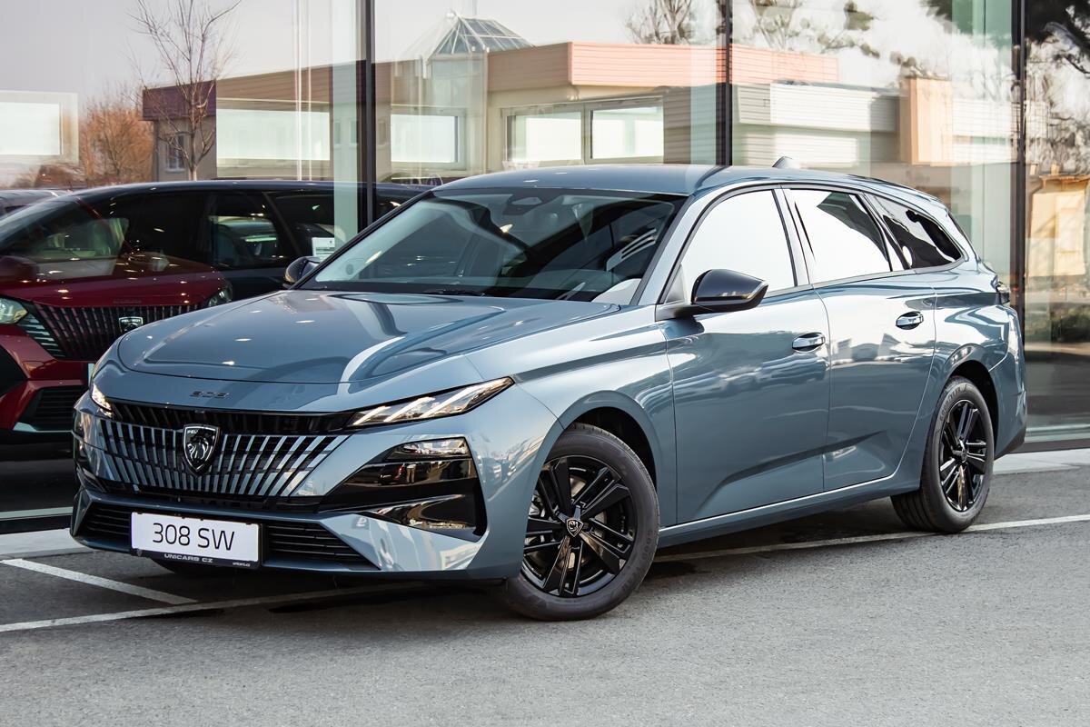 Peugeot 308 Kombi 1,2 l 107 kw