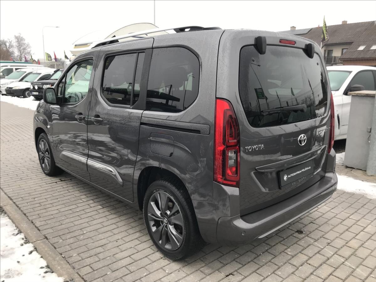 Toyota ProAce City Verso Kombi 1,5 l 96 kw