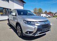 Mitsubishi Outlander SUV / Terénní 2,0 l 110 kw