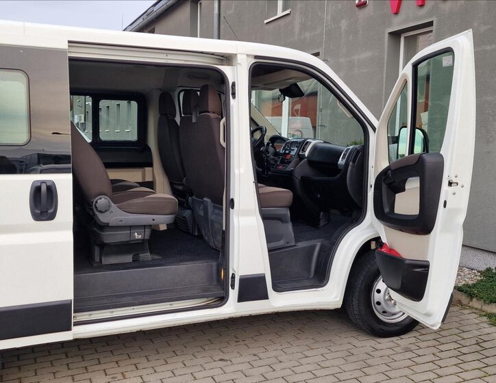 Citroën Jumper Kombi 2,2 l 103 kw