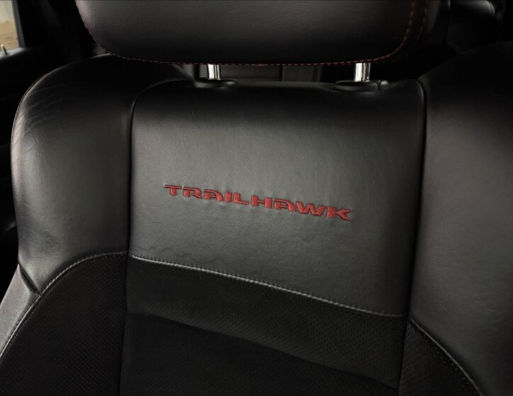 Jeep Grand Cherokee 40