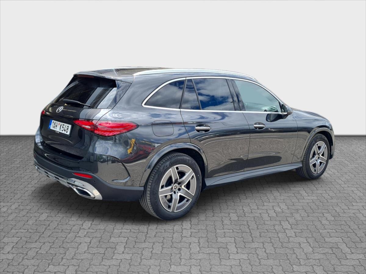 Mercedes-Benz GLC SUV 2,0 l 198 kw